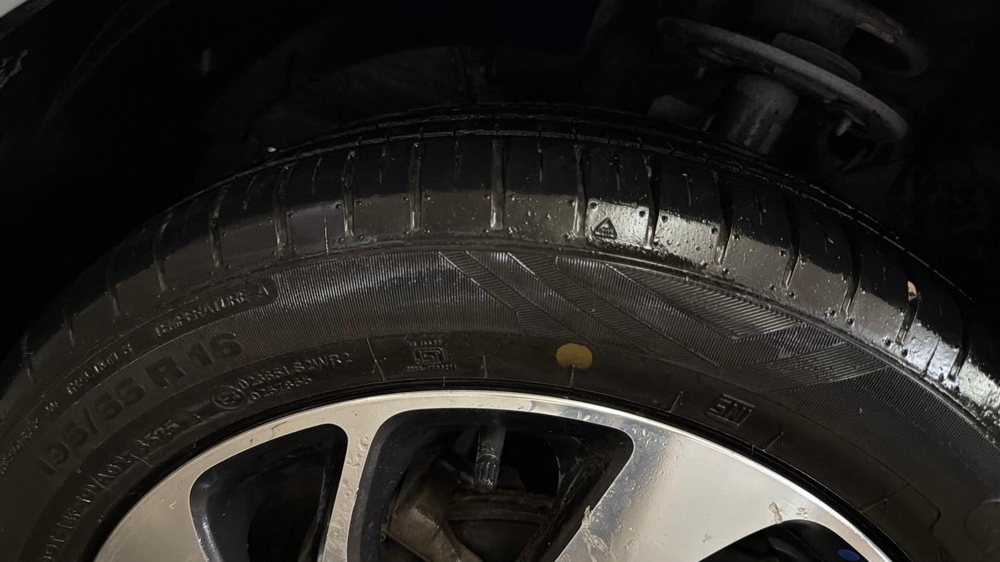 2020 Maruti Baleno ZETA PETROL 1.2, Petrol, Manual, 77,826 km, Left Front Tyre Tread
