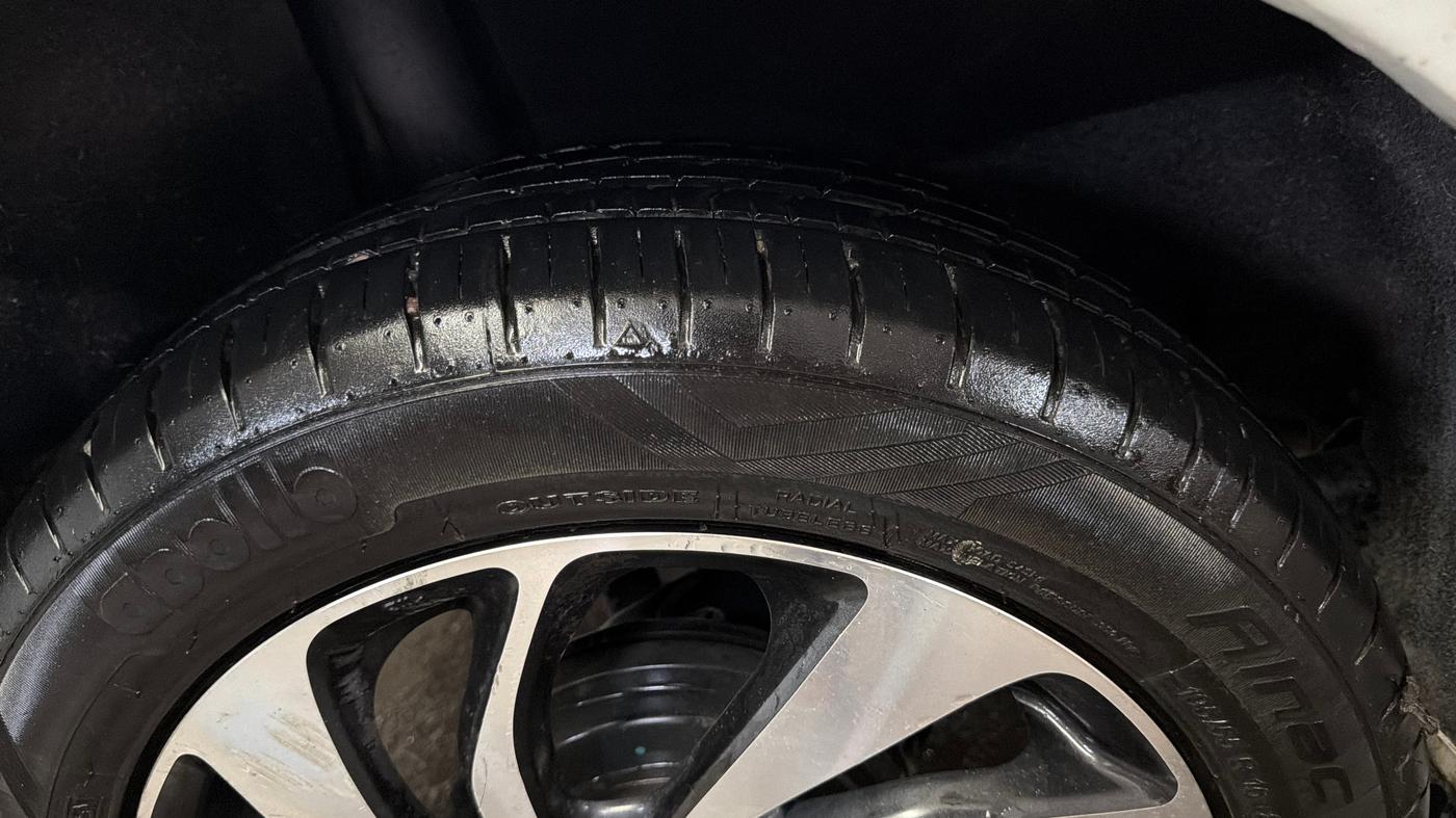 2020 Maruti Baleno ZETA PETROL 1.2, Petrol, Manual, 77,826 km, Right Rear Tyre Tread