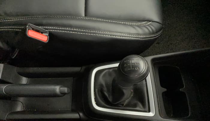 2023 Maruti Swift LXI, Petrol, Manual, 11,094 km, Gear Lever