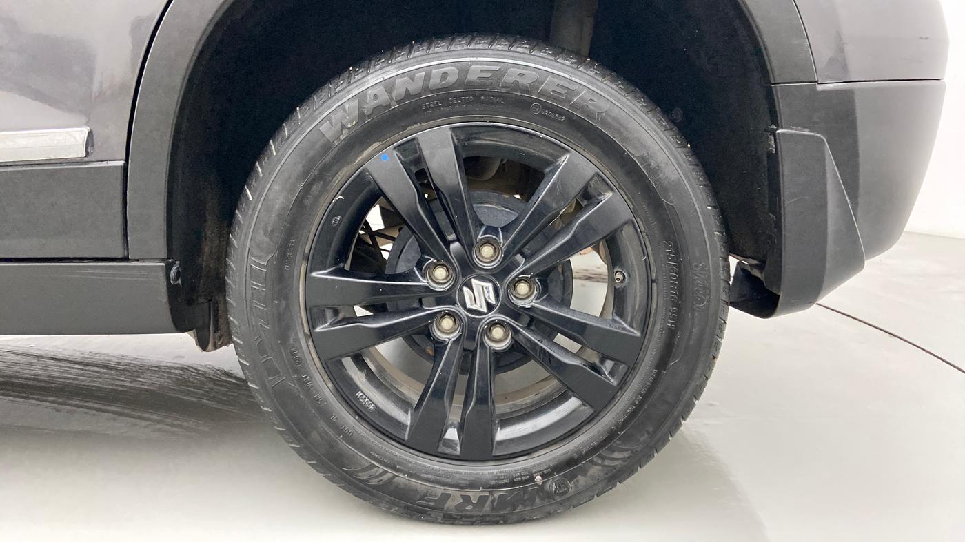 2018 Maruti Vitara Brezza ZDI PLUS AMT, Diesel, Automatic, 50,643 km, Left Rear Wheel