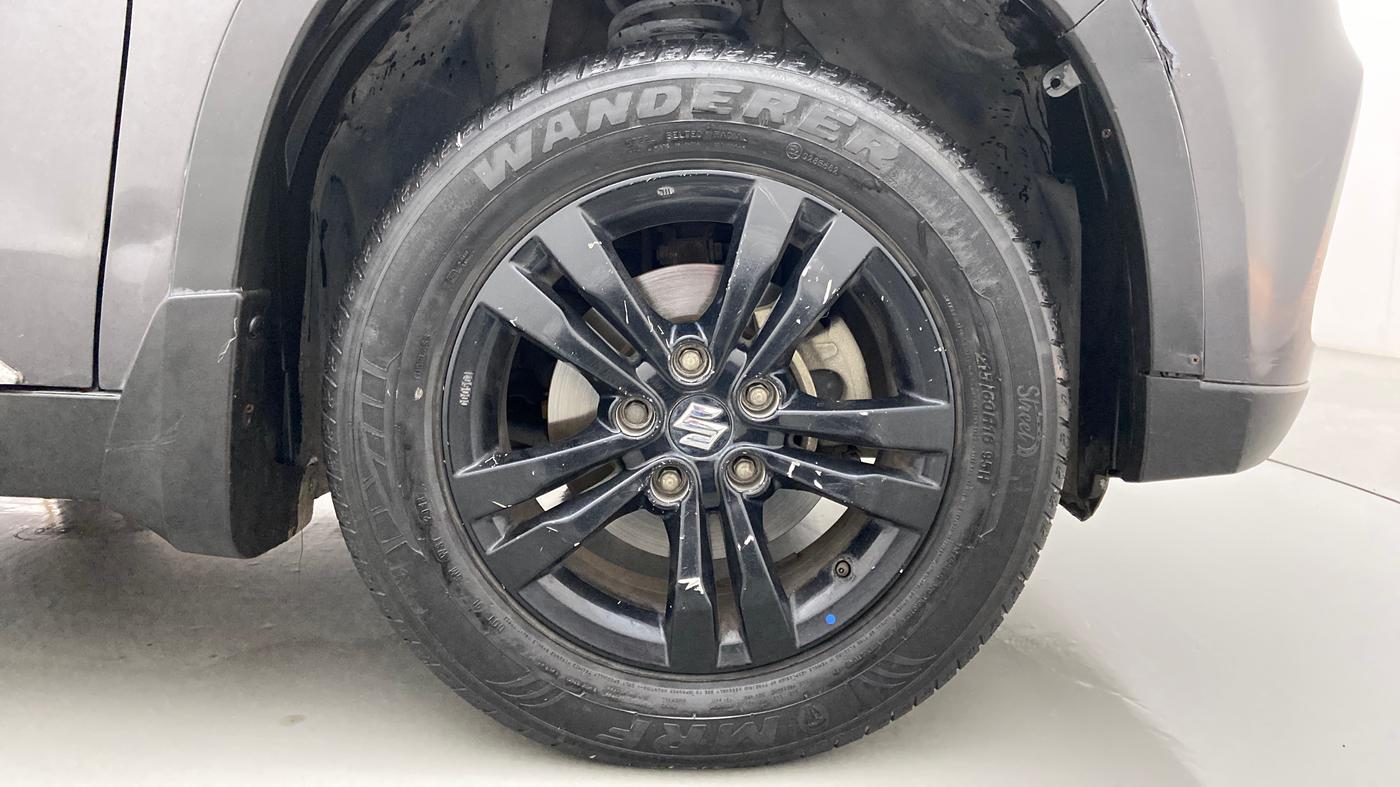 2018 Maruti Vitara Brezza ZDI PLUS AMT, Diesel, Automatic, 50,643 km, Right Front Wheel