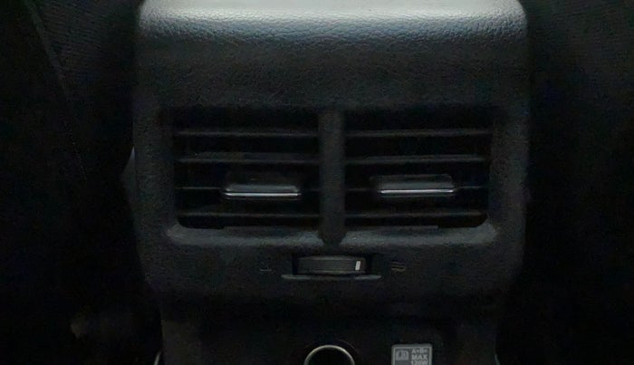 2022 Maruti BREZZA ZXI SMART HYBRID DUAL TONE, Petrol, Manual, 9,574 km, Rear AC Vents