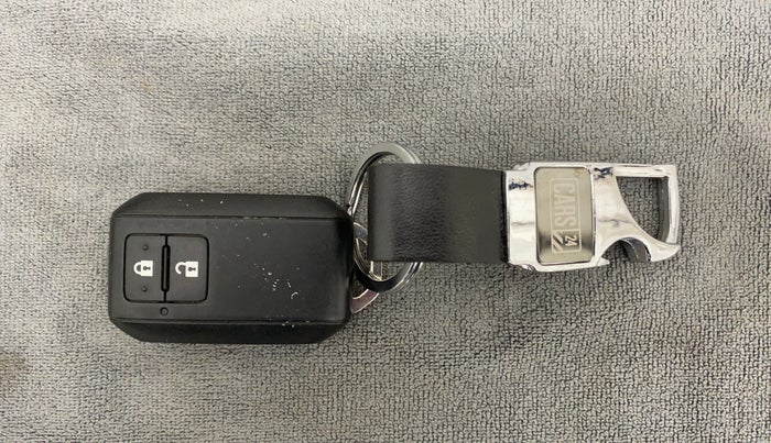 2022 Maruti BREZZA ZXI SMART HYBRID DUAL TONE, Petrol, Manual, 9,574 km, Key Close Up