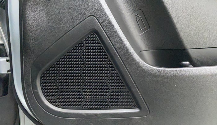 2022 Maruti BREZZA ZXI SMART HYBRID DUAL TONE, Petrol, Manual, 9,574 km, Speaker