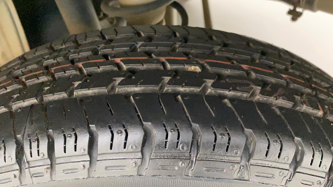 2017 Maruti Alto K10 VXI (O), Petrol, Manual, 40,270 km, Left Rear Tyre Tread