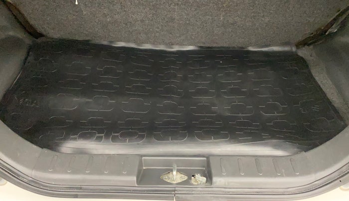 2017 Maruti Alto K10 VXI (O), Petrol, Manual, 40,270 km, Boot Inside