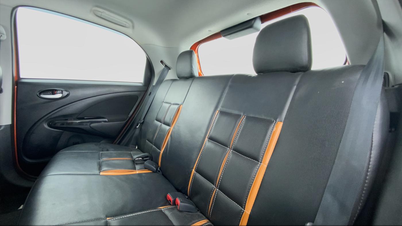 2015 Toyota Etios CROSS  VD, Diesel, Manual, 29,742 km, Right Side Rear Door Cabin
