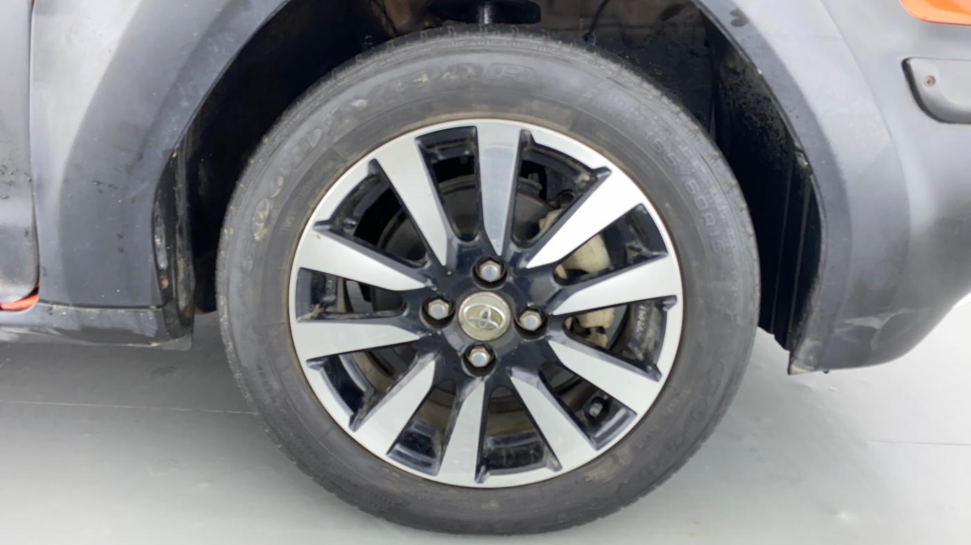 2015 Toyota Etios CROSS  VD, Diesel, Manual, 29,742 km, Right Front Wheel