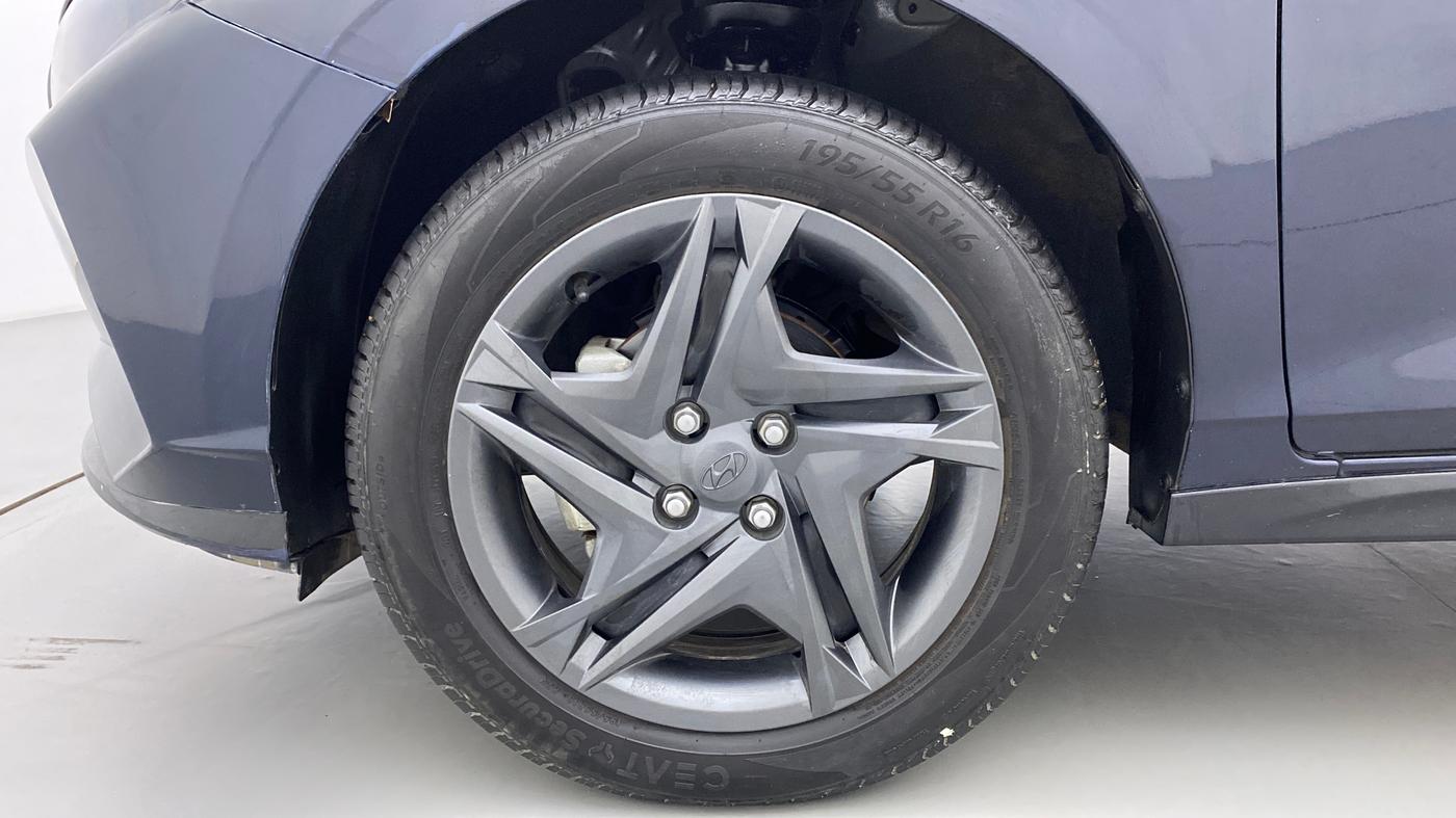 2021 Hyundai NEW I20 SPORTZ 1.2 AT, Petrol, Automatic, 5,295 km, Left Front Wheel