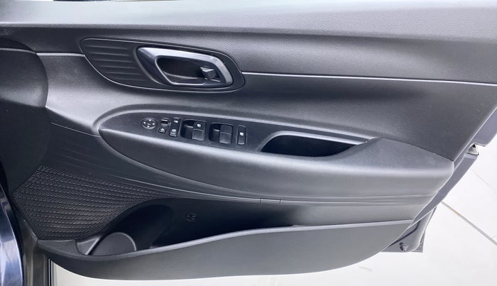 2021 Hyundai NEW I20 SPORTZ 1.2 AT, Petrol, Automatic, 5,295 km, Driver Side Door Panels Control