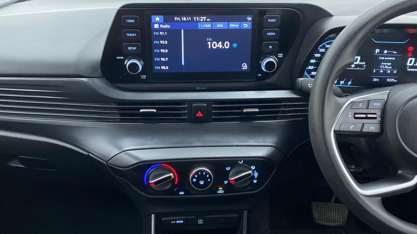 2021 Hyundai NEW I20 SPORTZ 1.2 AT, Petrol, Automatic, 5,295 km, Air Conditioner