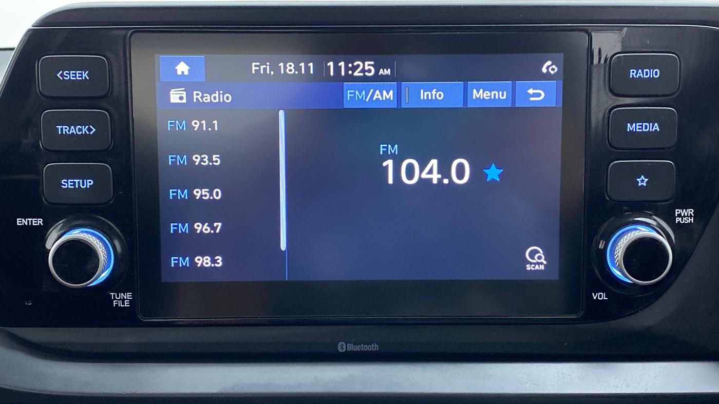 2021 Hyundai NEW I20 SPORTZ 1.2 AT, Petrol, Automatic, 5,295 km, Infotainment System