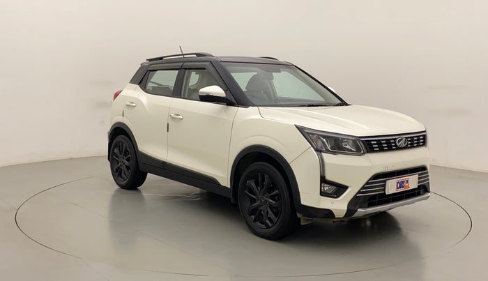 2020 Mahindra XUV300 W8 (O) 1.5 DIESEL AMT, Diesel, Automatic, 78,432 km, Right Front Diagonal