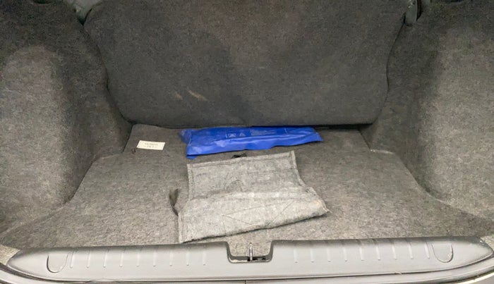 2021 Honda Amaze 1.2L I-VTEC S, Petrol, Manual, 59,633 km, Boot Inside