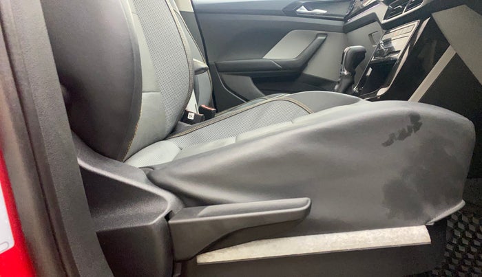 2022 Skoda KUSHAQ STYLE 1.5L TSI DSG, Petrol, Automatic, 17,979 km, Driver Side Adjustment Panel