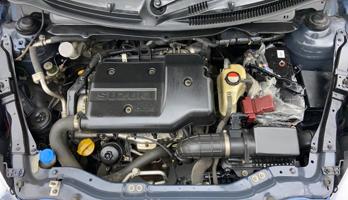 2013 Maruti Swift VDI, Diesel, Manual, 69,047 km, Open Bonet