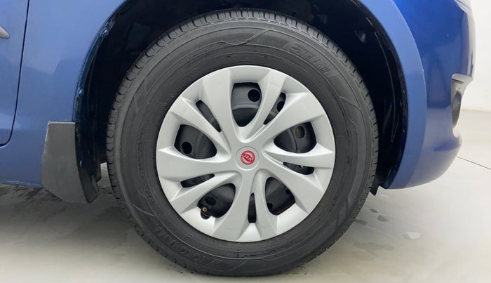 2013 Maruti Swift VDI, Diesel, Manual, 69,047 km, Right Front Wheel