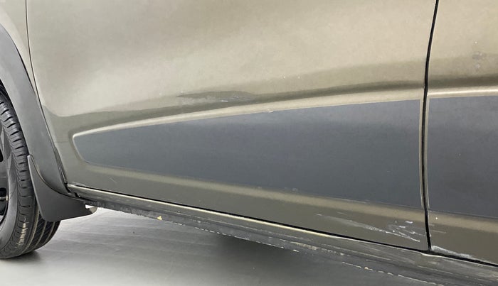 2016 Renault Kwid RXL, Petrol, Manual, 34,593 km, Front passenger door - Slightly dented