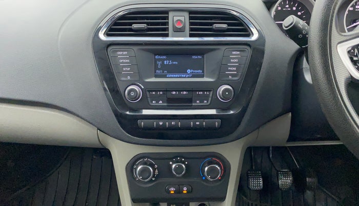 2016 Tata Tiago XZ PETROL, Petrol, Manual, 64,942 km, Air Conditioner