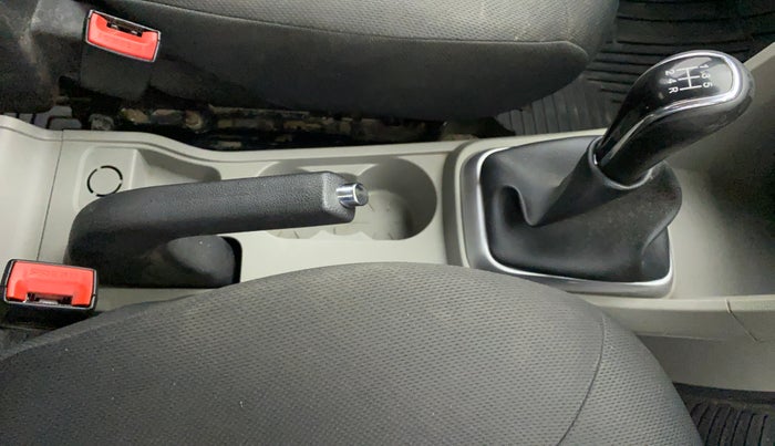 2016 Tata Tiago XZ PETROL, Petrol, Manual, 64,942 km, Gear Lever