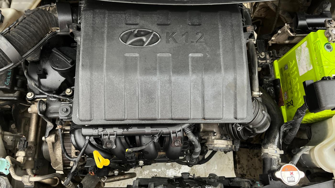2015 Hyundai Xcent S (O) 1.2, Petrol, Manual, 69,717 km, Engine View