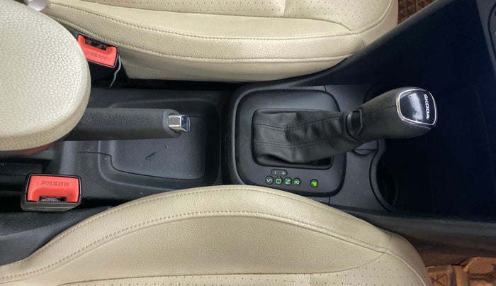 2021 Skoda Rapid STYLE AT TSI, Petrol, Automatic, 61,720 km, Gear Lever