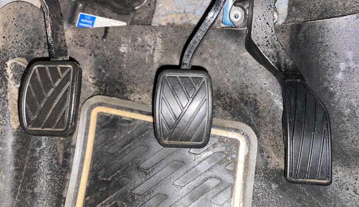 2021 Maruti S Cross ZETA 1.5, Petrol, Manual, 84,495 km, Pedals