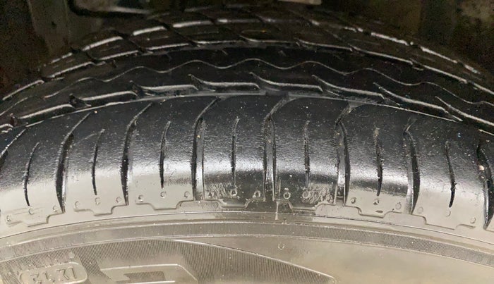 2021 Maruti S Cross ZETA 1.5, Petrol, Manual, 84,495 km, Left Front Tyre Tread