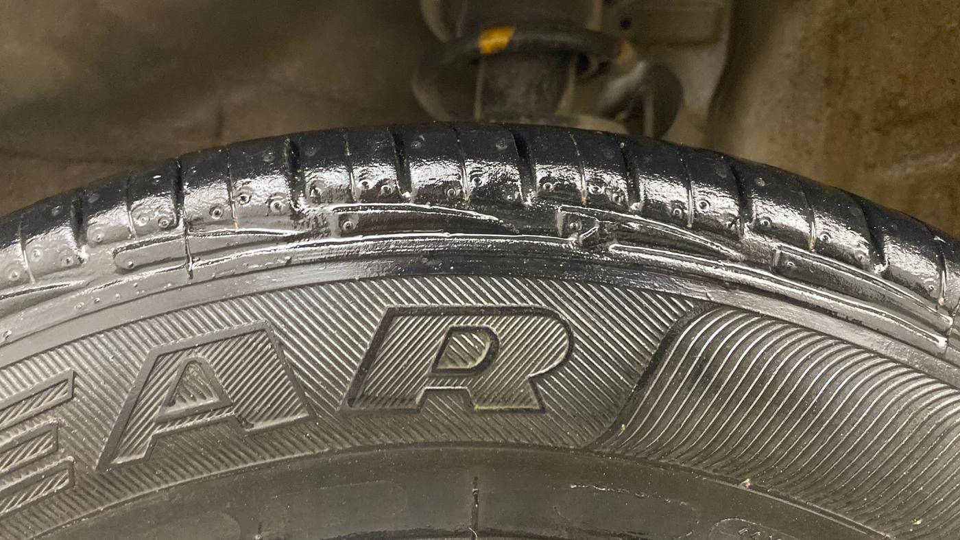 2013 Maruti Alto 800 LXI, Petrol, Manual, 34,525 km, Left Front Tyre Tread