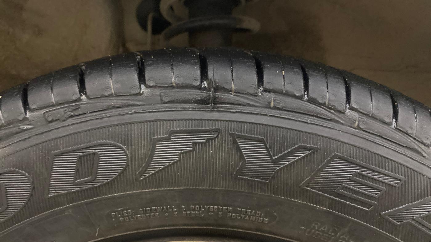 2013 Maruti Alto 800 LXI, Petrol, Manual, 34,525 km, Right Front Tyre Tread