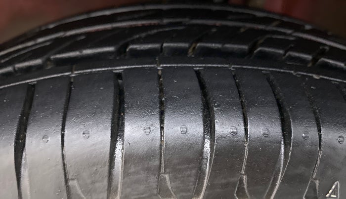 2012 Maruti Alto K10 VXI P, Petrol, Manual, 50,448 km, Left Front Tyre Tread
