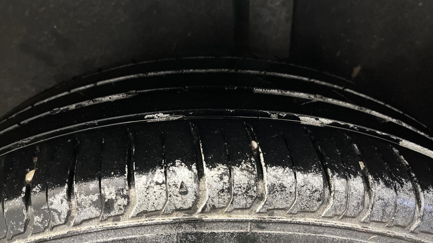 2016 Ford Ecosport TITANIUM 1.5L PETROL AT, Petrol, Automatic, 60,863 km, Left Rear Tyre Tread