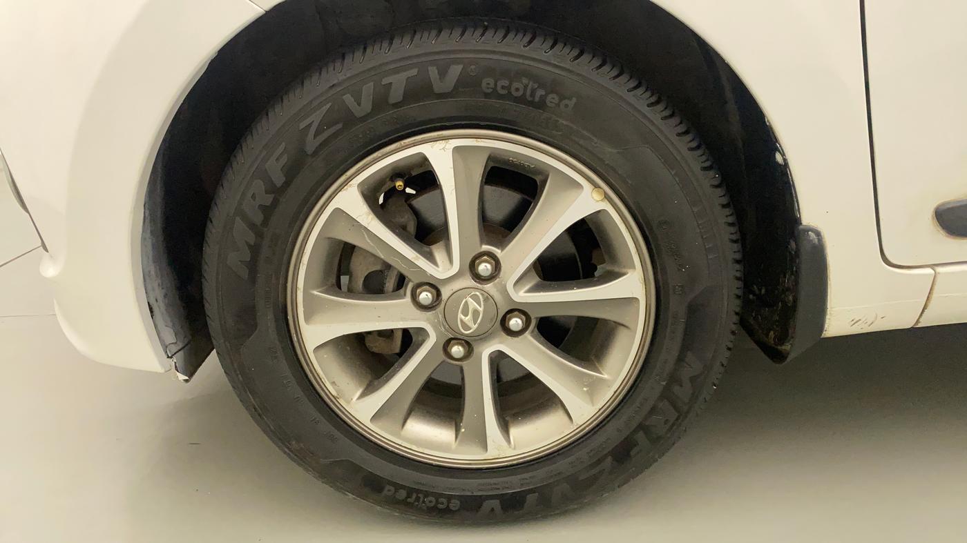 2015 Hyundai Grand i10 ASTA 1.2 KAPPA VTVT, Petrol, Manual, 18,516 km, Left Front Wheel