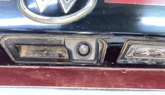 2024 Volkswagen TAIGUN HIGHLINE 1.0 TSI MT, Petrol, Manual, 30,678 km, Parking Camera