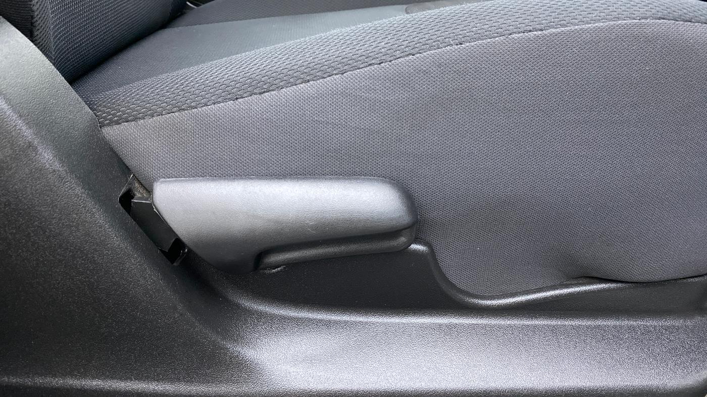 2021 Maruti Vitara Brezza VXI, Petrol, Manual, 6,903 km, Driver Side Adjustment Panel