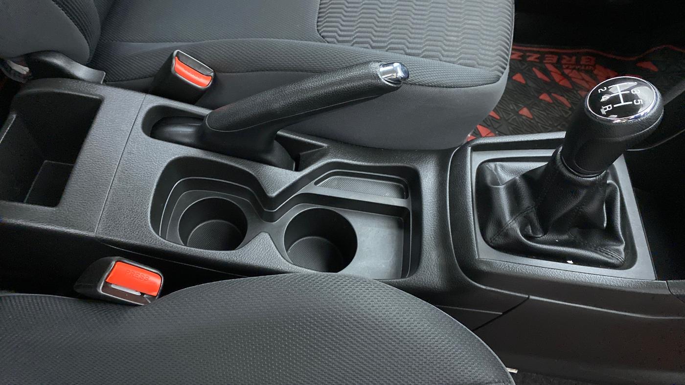 2021 Maruti Vitara Brezza VXI, Petrol, Manual, 6,903 km, Gear Lever
