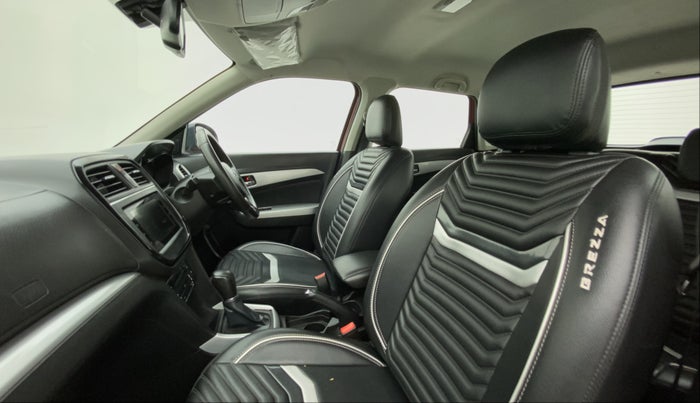 2020 Maruti Vitara Brezza ZXI PLUS AT DUAL TONE SHVS, Petrol, Automatic, 48,436 km, Right Side Front Door Cabin