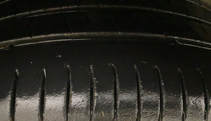 2023 Maruti New Wagon-R ZXI 1.2 AMT, Petrol, Automatic, 19,117 km, Left Front Tyre Tread