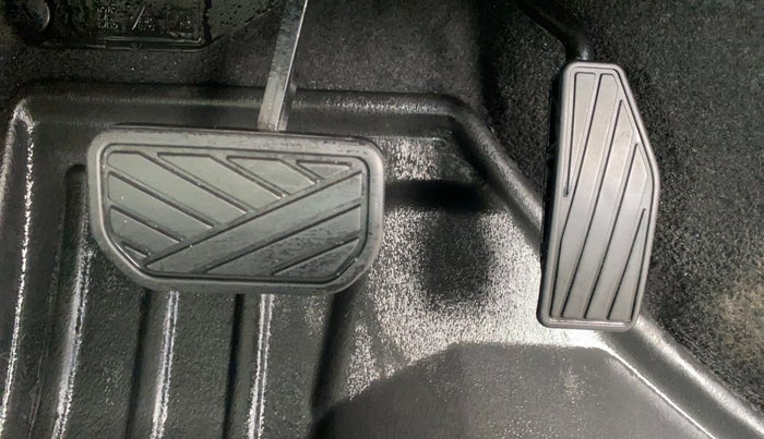 2023 Maruti New Wagon-R ZXI 1.2 AMT, Petrol, Automatic, 19,117 km, Pedals