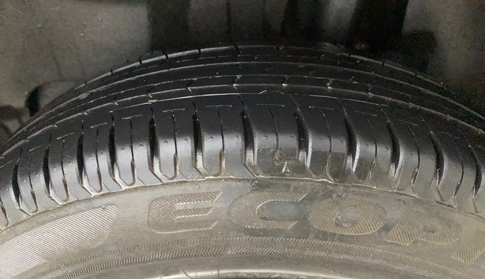2018 Maruti Swift VXI, Petrol, Manual, 16,150 km, Left Rear Tyre Tread