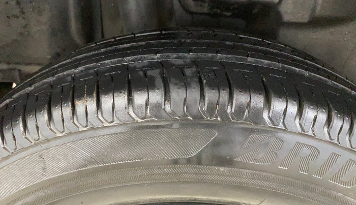 2018 Maruti Swift VXI, Petrol, Manual, 16,150 km, Right Rear Tyre Tread