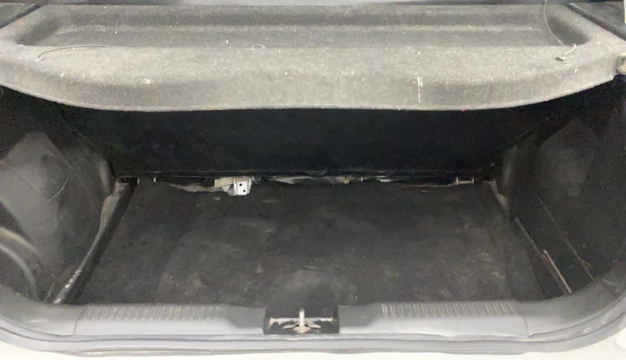 2018 Maruti Swift VXI, Petrol, Manual, 16,150 km, Boot Inside