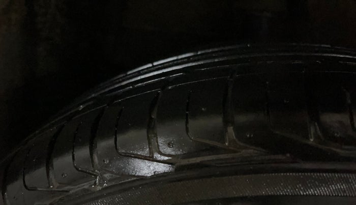 2023 Tata NEXON SMART+ 1.2 PETROL, Petrol, Manual, 25,194 km, Right Rear Tyre Tread