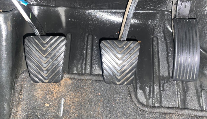 2022 Hyundai NEW I20 SPORTZ 1.2 MT, Petrol, Manual, 35,834 km, Pedals