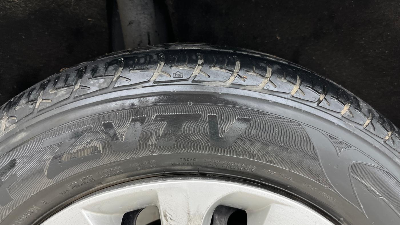 2015 Maruti Baleno DELTA CVT PETROL 1.2, Petrol, Automatic, 92,838 km, Right Rear Tyre Tread