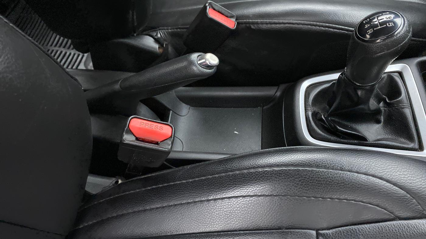 2019 Maruti Swift VDI, Diesel, Manual, 59,724 km, Gear Lever