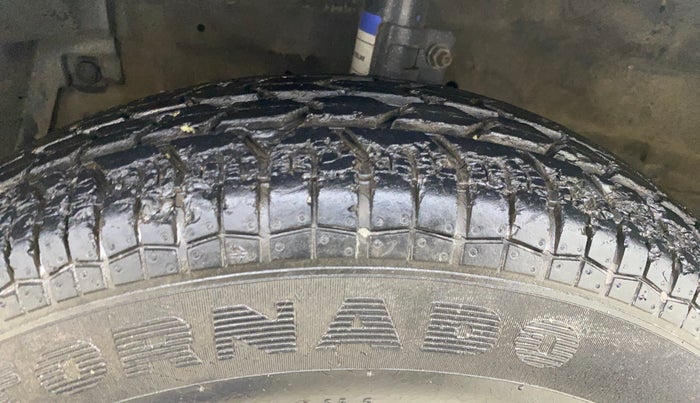 2014 Maruti Swift Dzire VXI, Petrol, Manual, 8,784 km, Left Front Tyre Tread