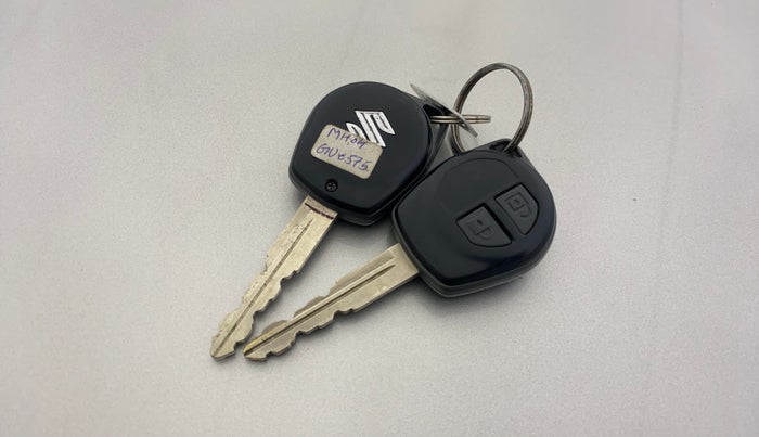 2014 Maruti Swift Dzire VXI, Petrol, Manual, 8,784 km, Key Close Up