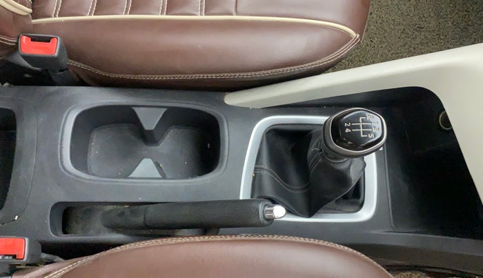 2021 Nissan MAGNITE XV MT, Petrol, Manual, 38,103 km, Gear Lever