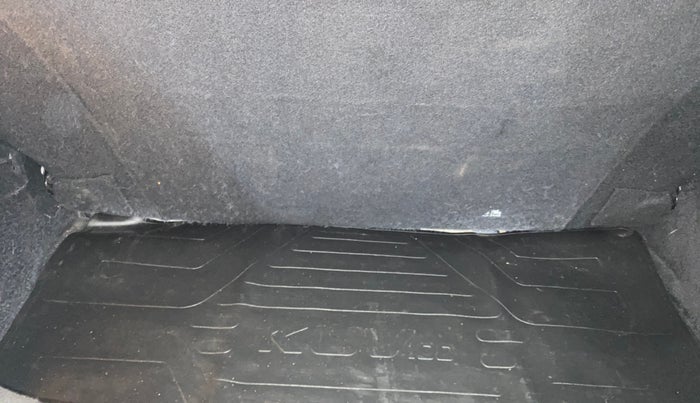 2017 Mahindra Kuv100 K8 6 STR, Petrol, Manual, 12,171 km, Boot Inside